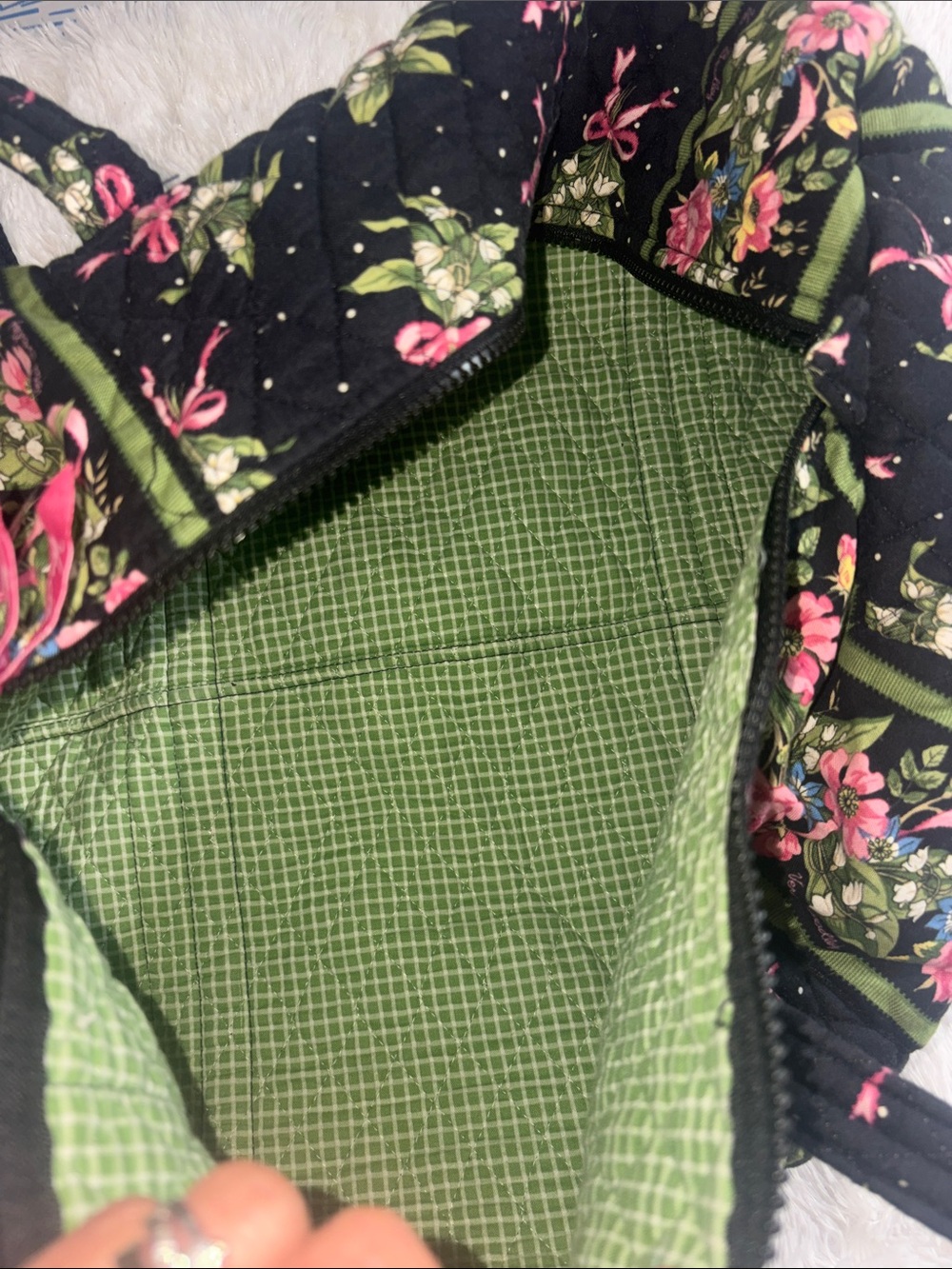 VERA BRADLEY MEDIUM DUFFLE IN NEW HOPE ( retired) print - Picture 4 of 8